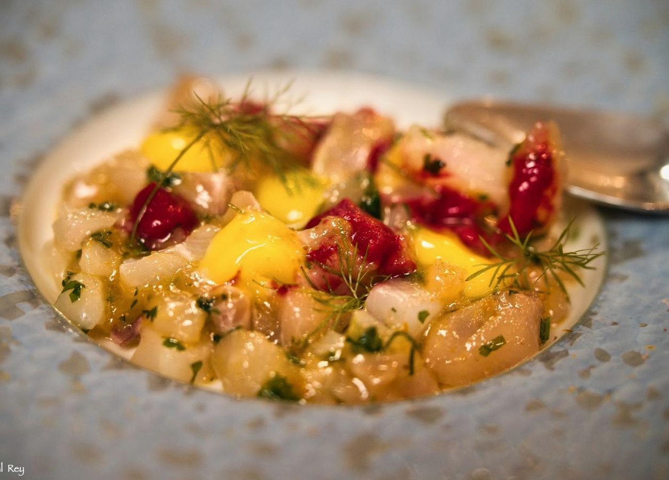 Gerecht op bord in restaurant